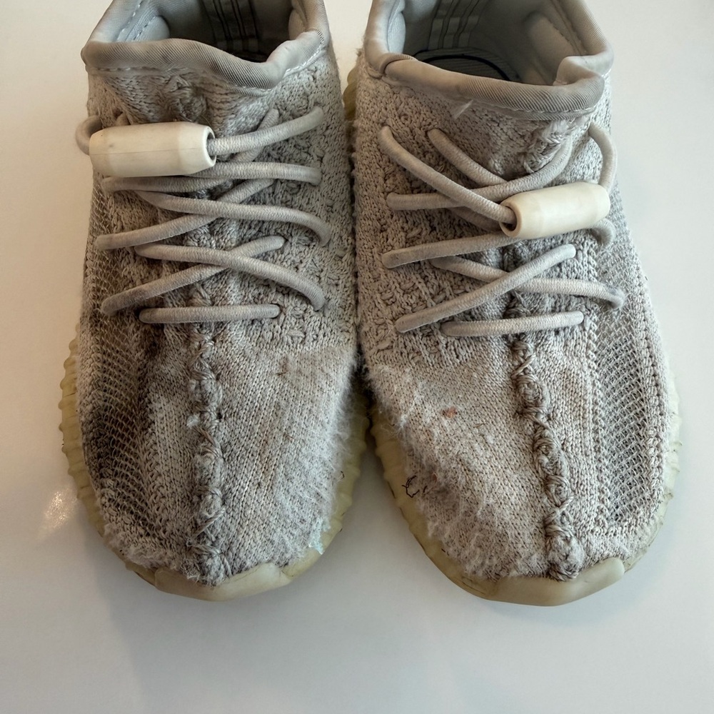 Yeezy Kids Sneakers in Light Gray